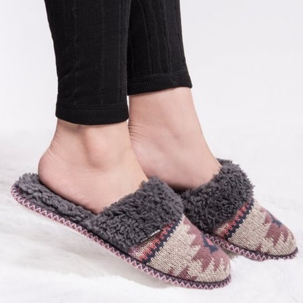 Sale 👣MUK LUKS👣 Vanilla Frida Slipper footwear